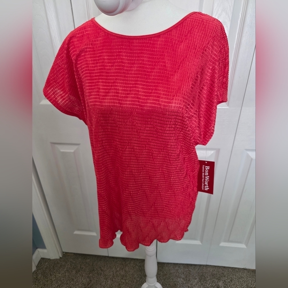 BonWorth Vibrant Red Short Sleeve Top